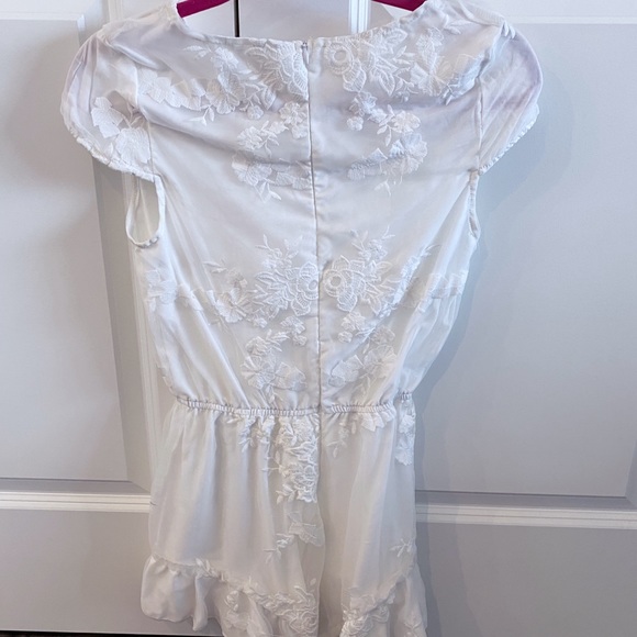 White lace romper - Picture 4 of 6
